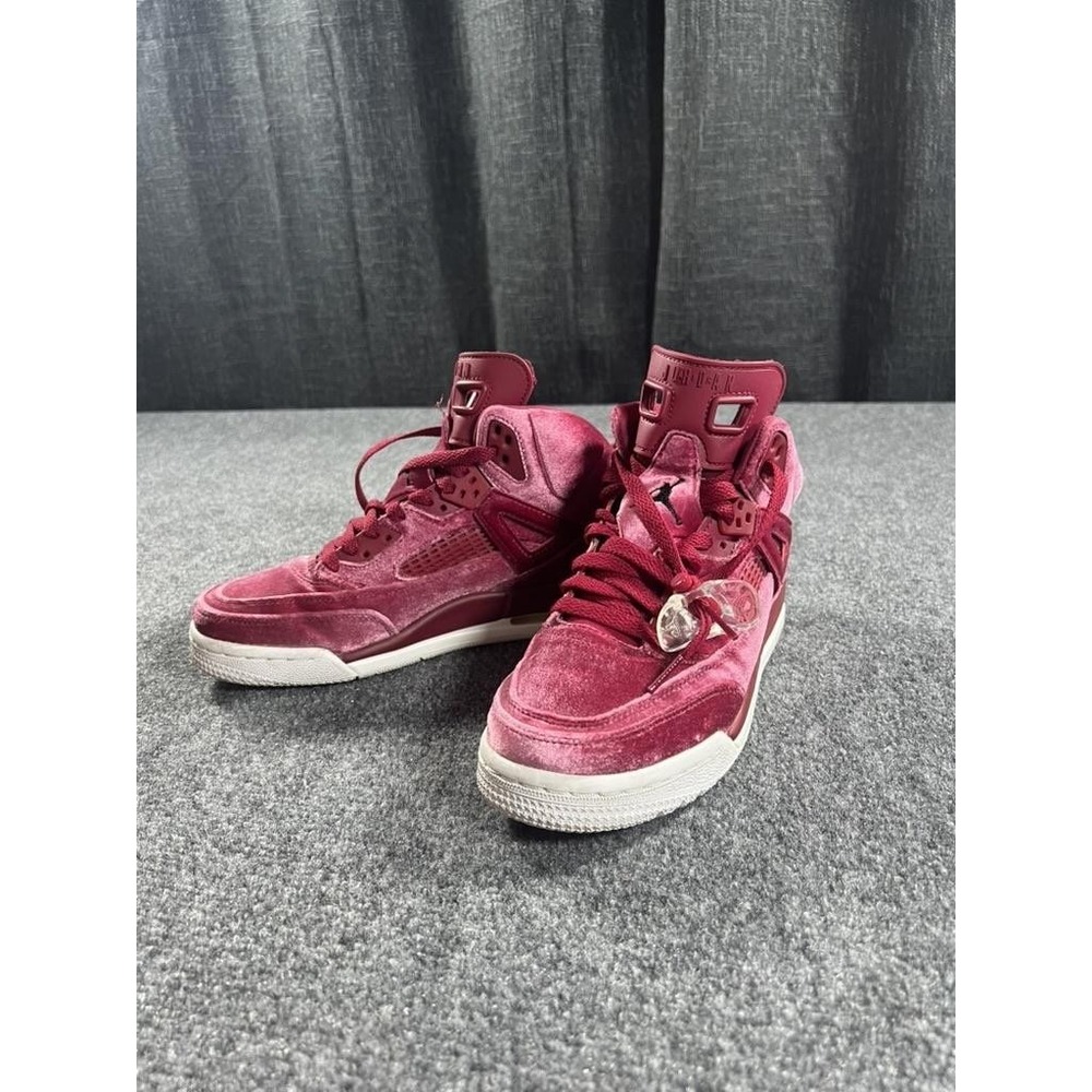 Jordan 4‎ Retro Shoes Youth Size 6.5Y Pink Velvet Valentines Sneakers 535712-600